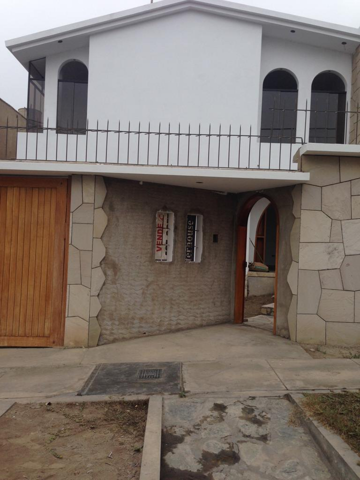 Venta de Casa en La Molina, Lima con 4 dormitorios - vista principal