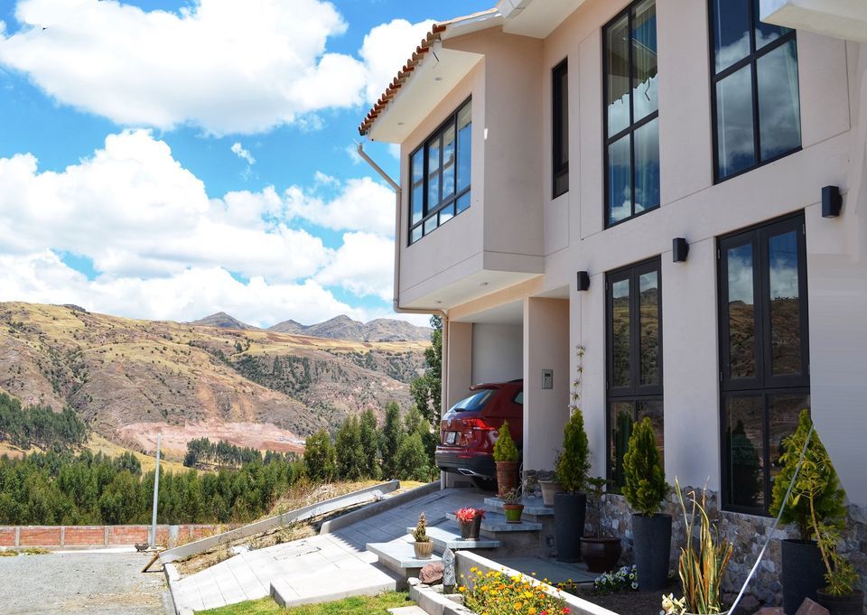 Venta de Casa en Poroy, Cusco con 2 baños - vista principal