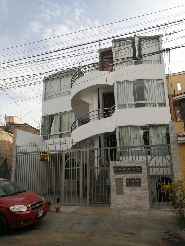 Venta De Departamento En San Isidro, Lima Con 3 Dormitorios - Fhaunt