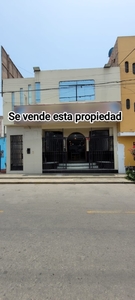 Venta de Casa en Huaral, Lima 204m2 area total - vista principal