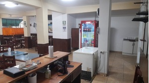 Venta de Local en Santiago De Surco, Lima con 5 baños - vista principal