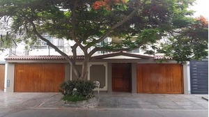 Venta de Casa en Santiago De Surco, Lima con 6 dormitorios - vista principal