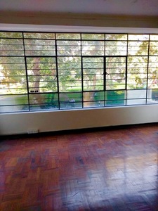 Alquiler de Oficina en Lince, Lima con 2 baños - vista principal