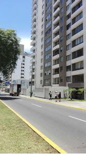 Venta de Departamento en Lima con 3 dormitorios con 2 baños - vista principal