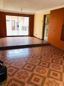 Venta de Casa en Wanchaq, Cusco 180m2 area total - vista principal