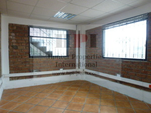 Venta de Local en Lurin, Lima con 5 baños - vista principal