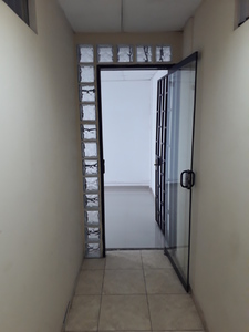 Alquiler de Oficina en Chiclayo, Lambayeque con 1 baño - vista principal