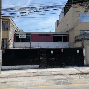 Alquiler de Local en La Victoria, Lima con 3 baños - vista principal