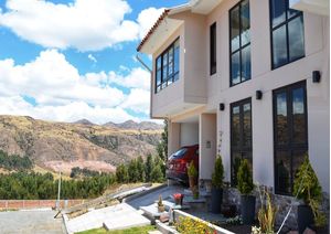 Venta de Casa en Poroy, Cusco con 2 baños - vista principal