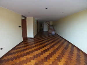 Venta de Departamento en Santiago De Surco, Lima 278m2 area total - vista principal