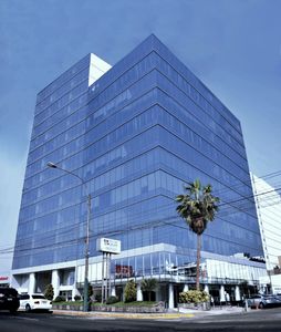 Alquiler de Oficina en Lima con 4 baños 273m2 area total - vista principal