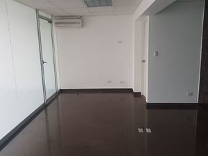 Alquiler de Oficina en San Isidro, Lima con 2 baños - vista principal