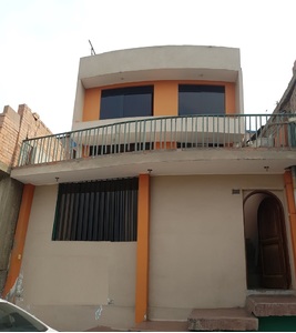 Venta de Casa en Ate, Lima con 6 dormitorios - vista principal