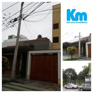 Venta de Casa en Miraflores, Lima 300m2 area total - vista principal